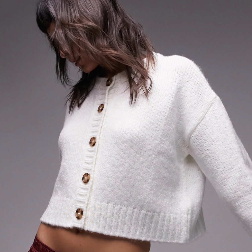 White Cropped Knit Crew Cardigan